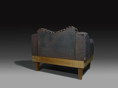 傳統建築元素運用於現代陶藝創作之研究-no3-3沙發2016 尺寸：72x52x65cm 陶 木材