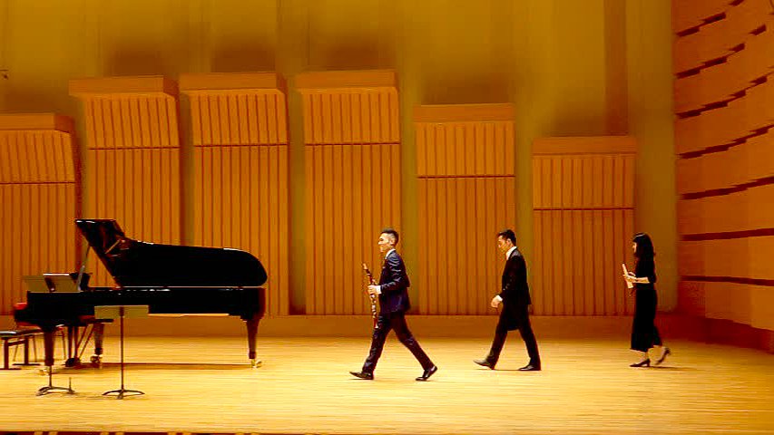 研究曼海姆樂派之單簧管音樂特色：  以卡爾．史塔密茲《第八號降 E 大調單簧管協奏曲》為例的封面圖