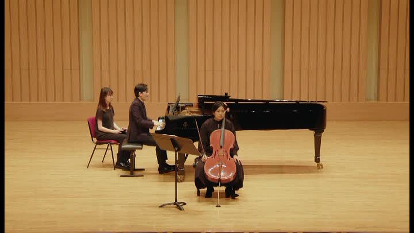 A research of Debussy’s composition materials and musical style based on The Cello Sonata by Claude Debussy /Graduation Recital's Cover
