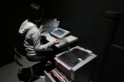 圖1-3.不夠歇斯底里的檔案化-展覽現場的封面圖