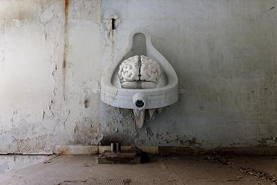 《致幻》 3D電腦繪圖與超現實影像之研究創作-07