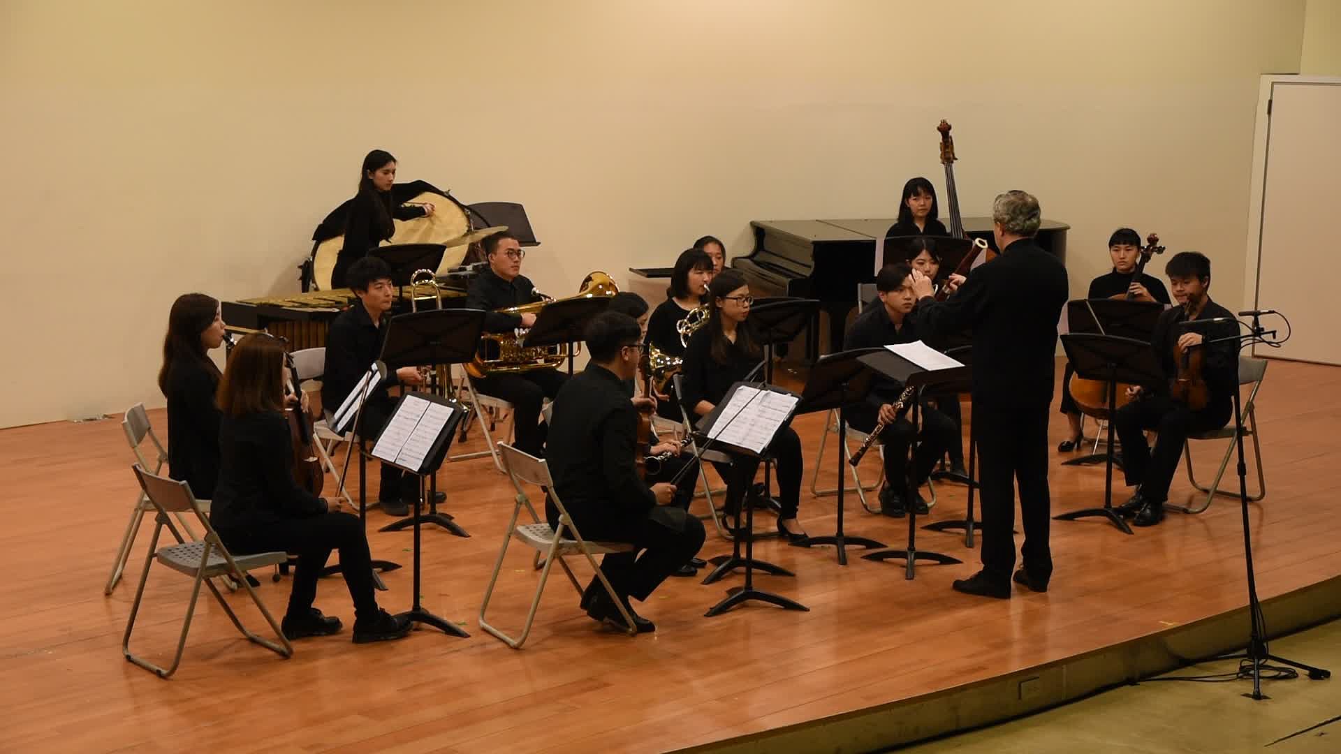 An Analysis of LU Yen’s String Quartet: A Flower On A Rainy Night and Self Compositional Concepts's Cover