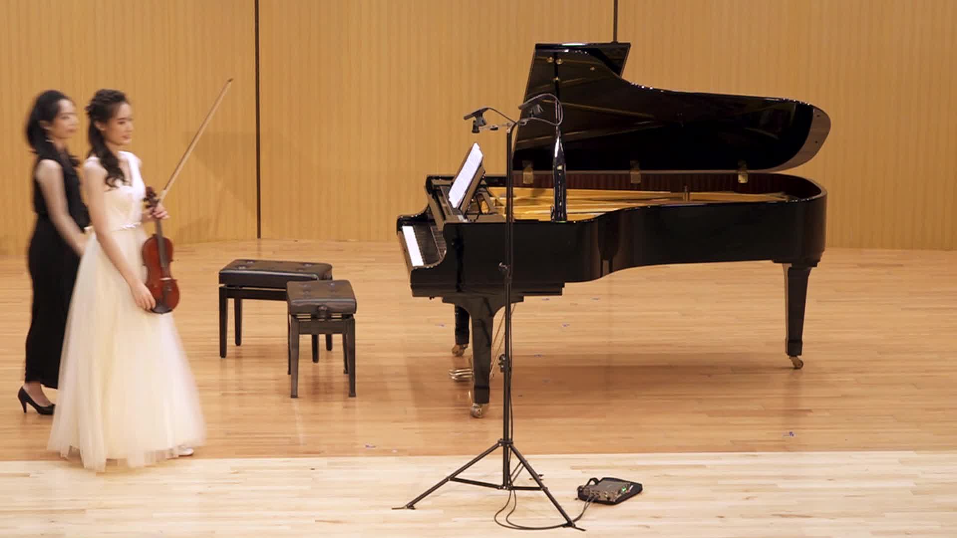 04 C Saint Saëns Introduction and Rondo Capriccios Op28的封面圖