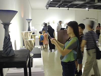 器與不器—張淑珍的陶藝創作論述-6-13展覽現場