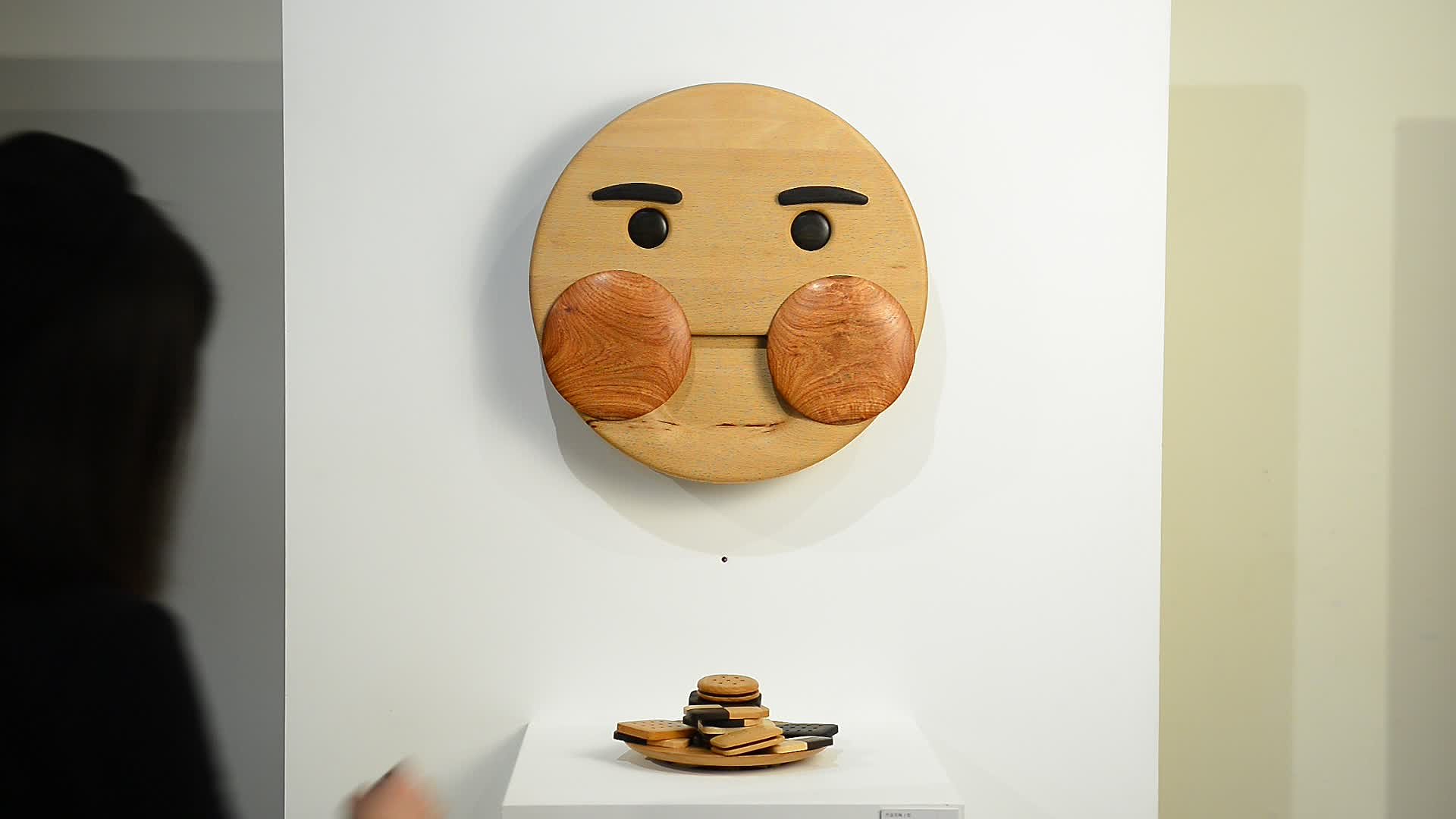 轉・動 心世界—黃亞婷木材工藝創作論述-怒 重量感測