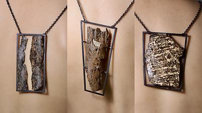 2025_13_Skin_Memories_necklace_bark_wearing