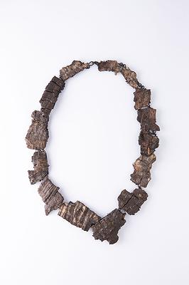 2025_10_Scab_necklace_bark_all