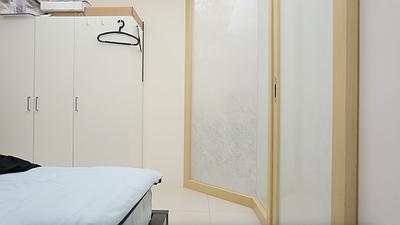 身體座標：當代生活中的身體想像--黃萱創作研究 圖41〈冬天扣內衣的手指很冰〉-2