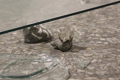 一閃一閃亮晶晶4，環氧樹脂、磨石子、玻璃，2019。