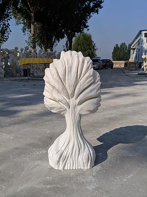 以非典型之創作形式探究石雕未來的可能性-3.永生樹的封面圖