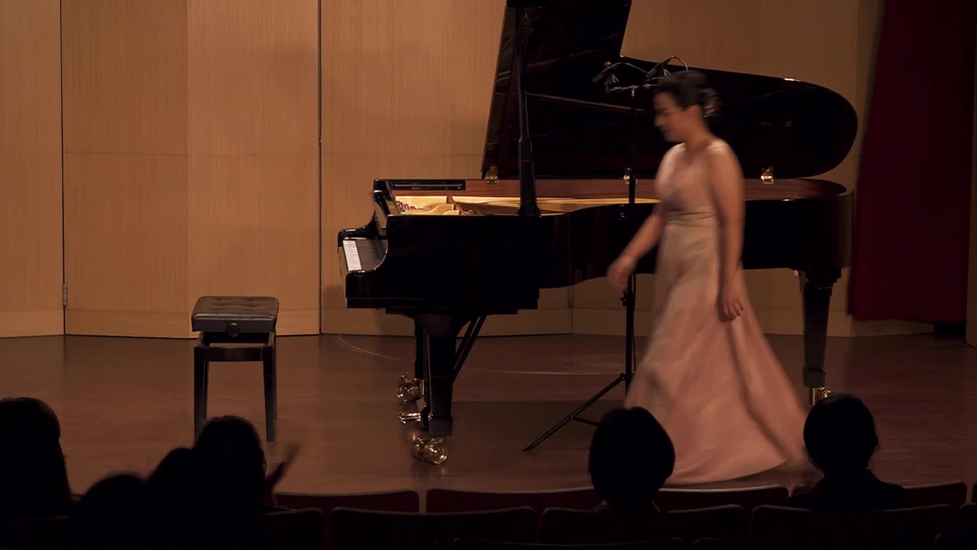 The Research of Performing Interpretation of Carnaval Op.9 by Robert Schumann's Cover