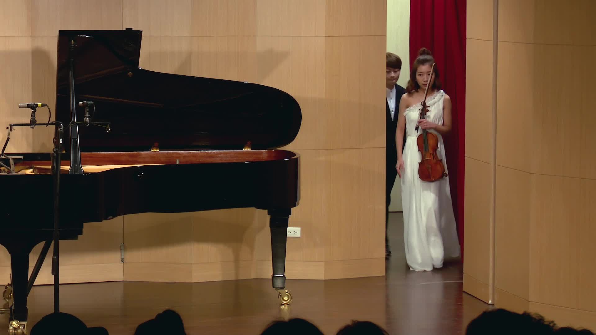 史特拉汶斯基《嬉遊曲，給小提琴與鋼琴》之樂曲分析與演奏詮釋８