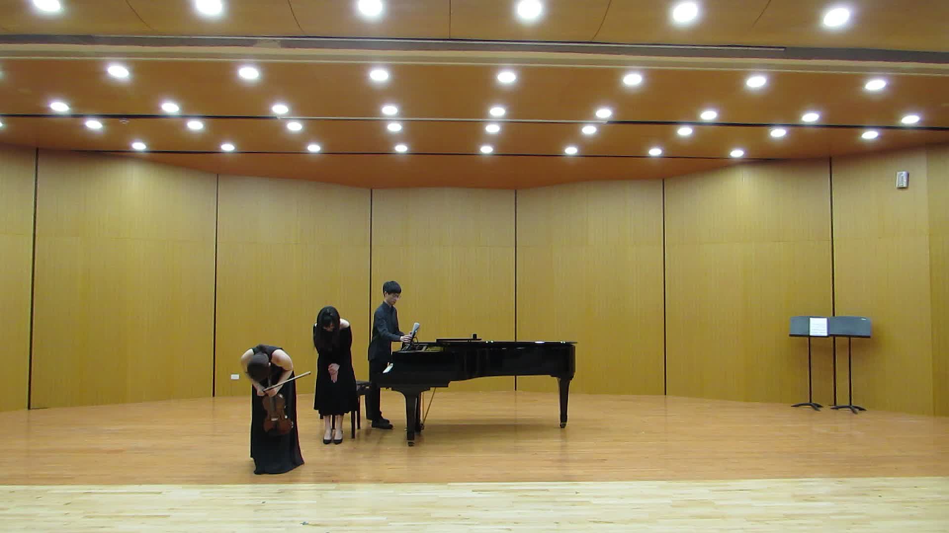 Ji-Xuan Lu Viola Recital's Cover