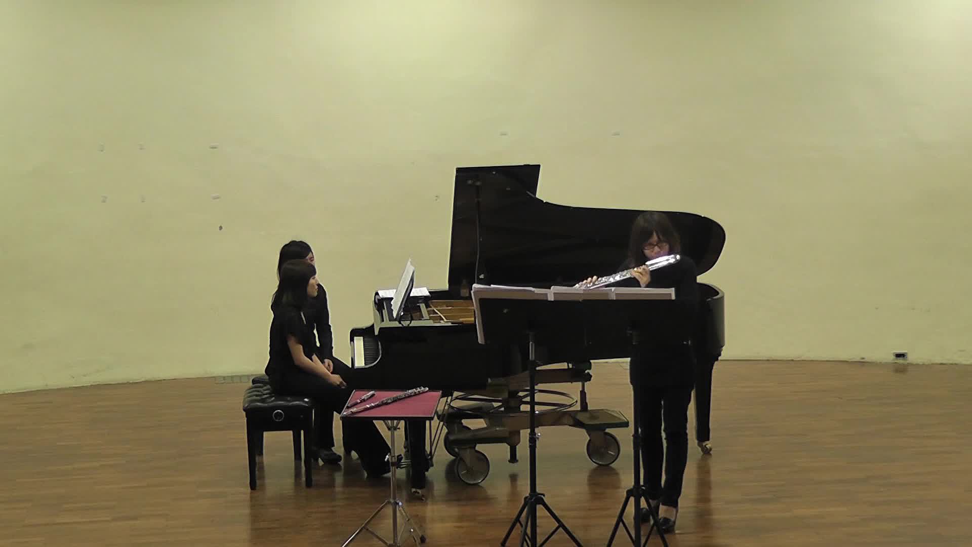 由惠斯勒與德布西之《夜曲》探討繪畫與音樂 的連結暨自我創作之運用-1的封面圖