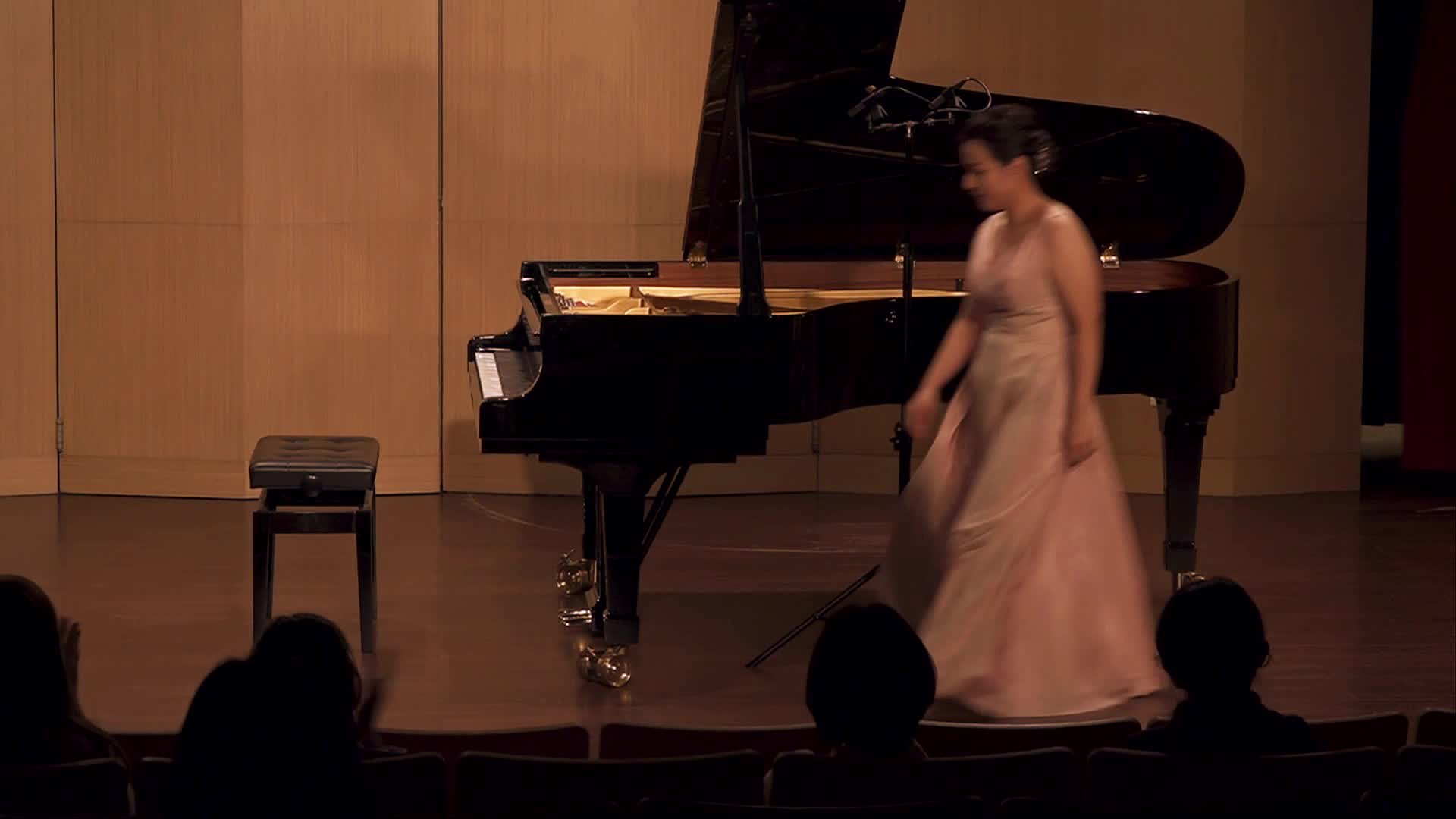 The Research of Performing Interpretation of Carnaval Op.9 by Robert Schumann's Cover