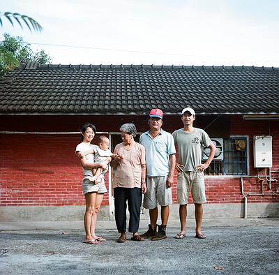 The Farmer in the Future-Group photo-9's Cover