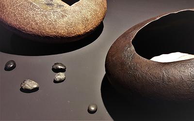 滾動與反轉之間  連炳龍創作論述-作品 (8-2)