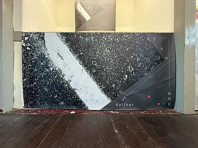 《偏廢》書籍設計展示區-油畫布