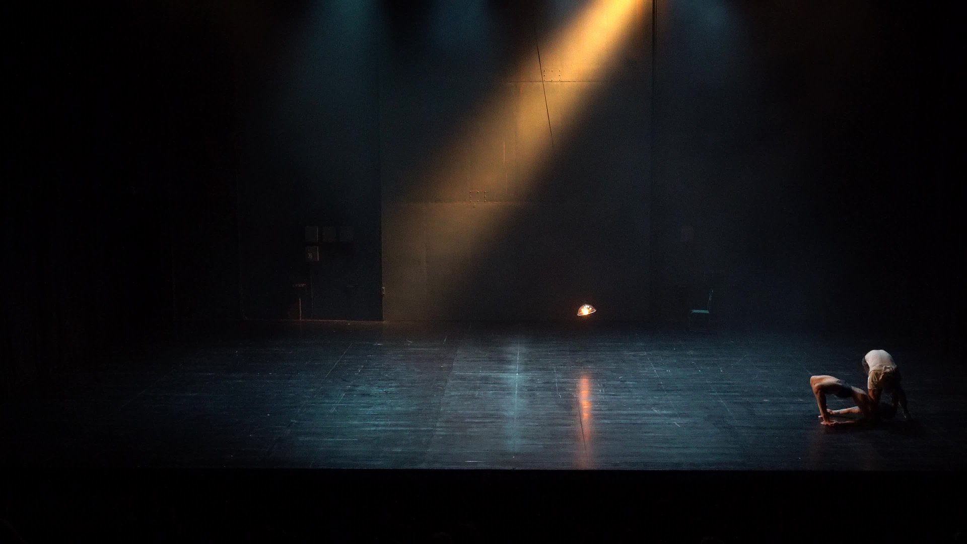 〈Embers〉Production and Performance Report's Cover