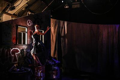 The Emotional Imagination of Color in Set Design-Take Lee Bonnes and Unschuld Set Design for Example's Cover