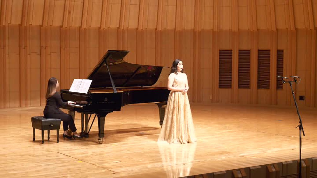 莫札特《費加洛婚禮》中 蘇珊娜的角色分析與選曲詮釋的封面圖