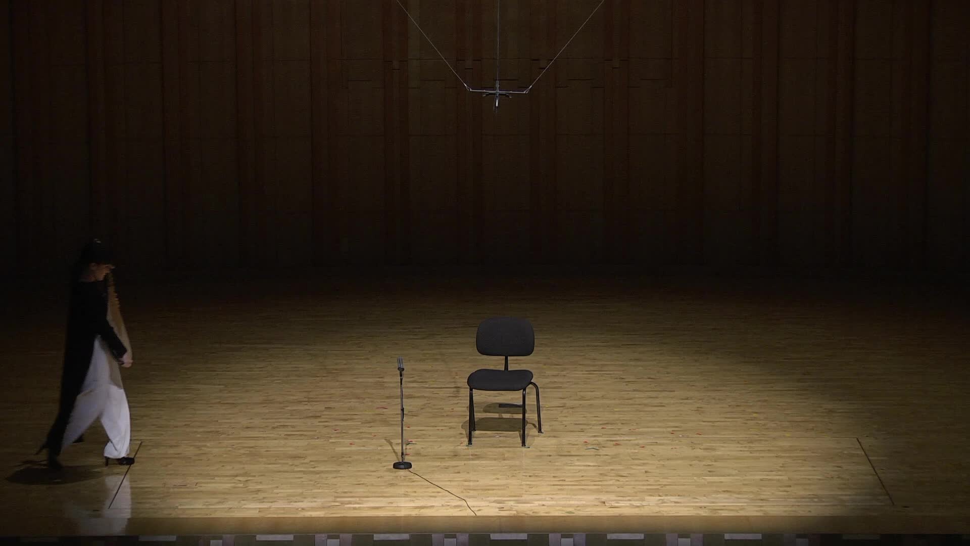 The Musical Analysis and Interpretation of Pipa and Sanxian Duet “Mulen ”'s Cover