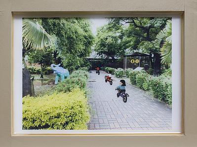 The Promenade of Memory─A Discourse on Yi-Wen Weng 's Artworks's Cover