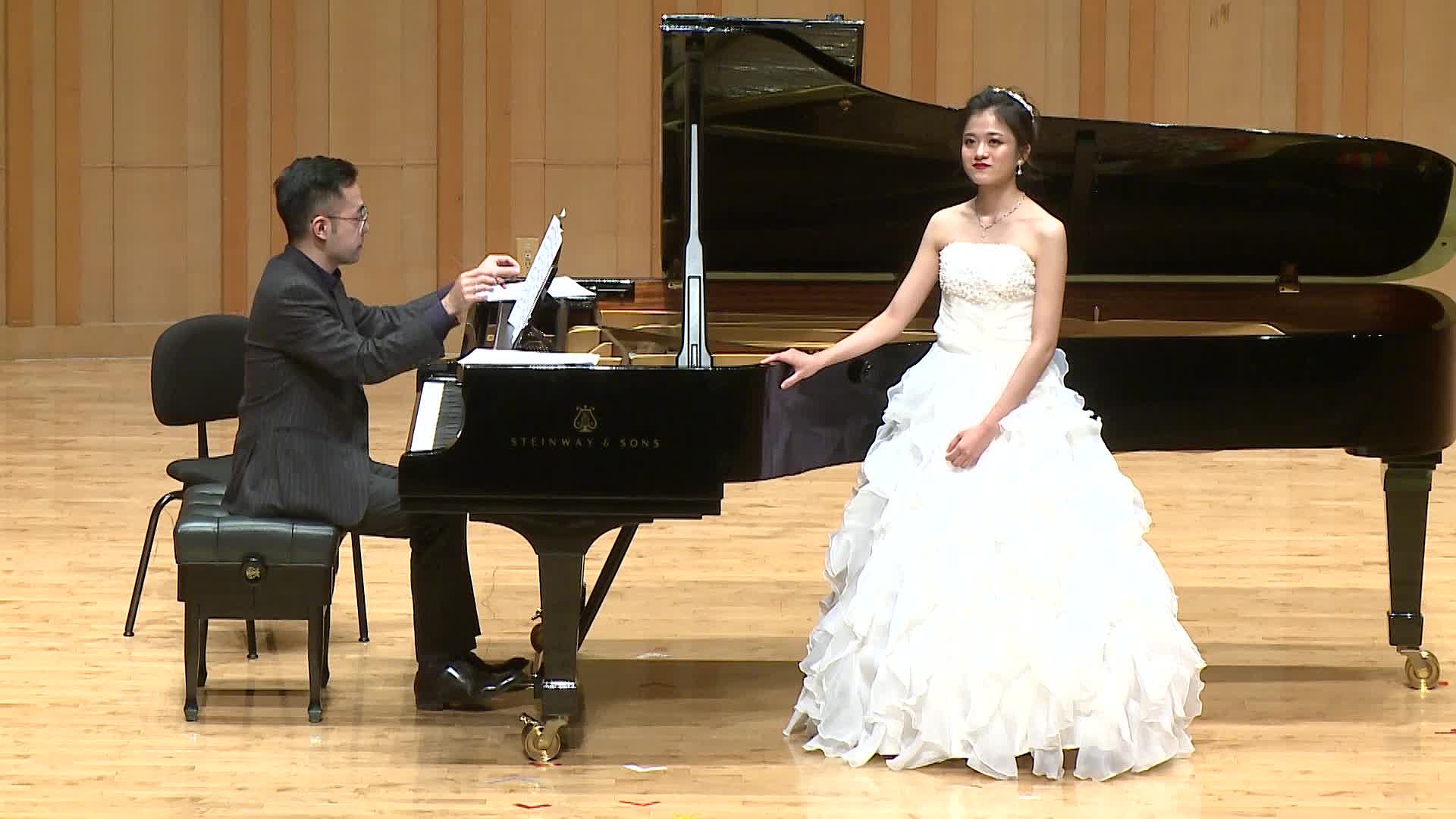 董尼采第歌劇《拉梅默的露琪亞》與貝利尼歌劇《清教徒》瘋狂場景中詠嘆調之分析與演唱詮釋-17