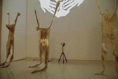 異類之於同體_13