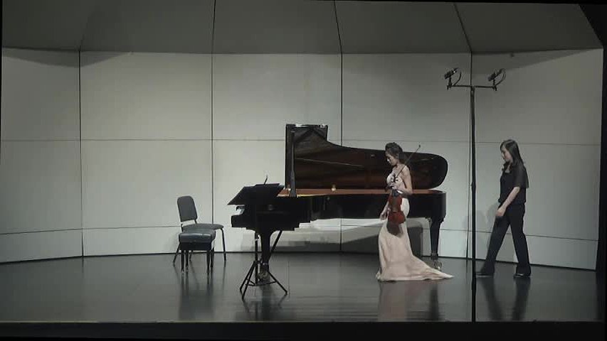 林佳臻小提琴演奏會含輔助文件羅伯特．舒曼第一號A小調小提琴奏鳴曲，作品105 之樂曲分析與演奏詮釋的封面圖