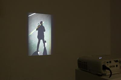 身體座標：當代生活中的身體想像--黃萱創作研究 圖28〈Follow〉-3