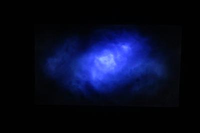 Twilight 6 ，吸音海綿、鏡子、影像，2019。