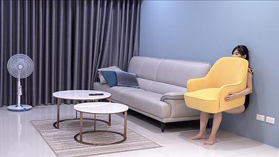 身體座標：當代生活中的身體想像--黃萱創作研究 圖21〈chair〉-1客廳的封面圖