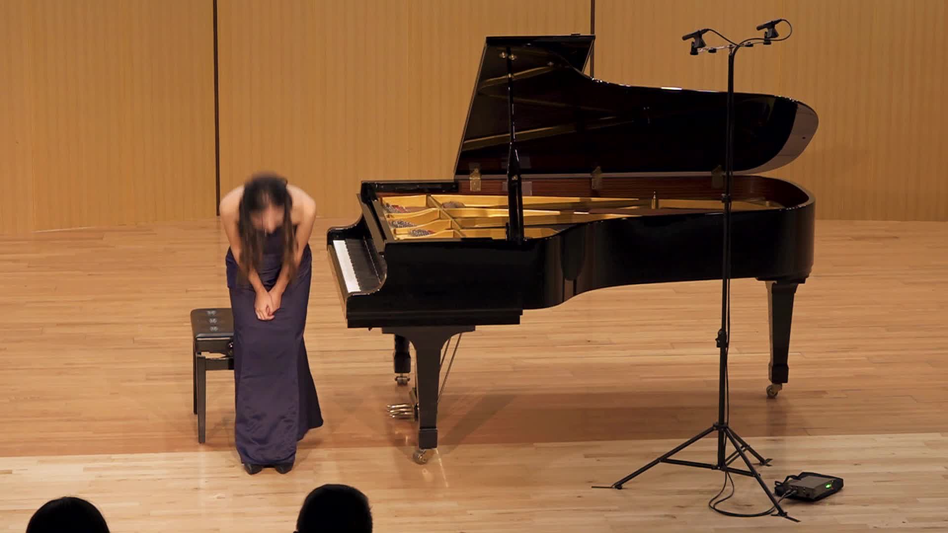 賴映如鋼琴獨奏會-02 Wolfgang Amadeus Mozart Variations on Come un agnello in A major KV 460