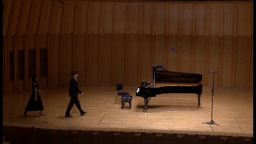 A Study of Nemorino's Two Arias Quanto è bella, quanto è cara！Una furtiva lagrima and Duet Una parola, o Adina - Chiedi all'aura lusinghiera！with Adina in L'Elisir d'Amore by Gaetano Donizetti's Cover