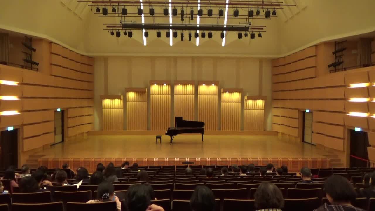拉赫瑪尼諾夫樂興之時作品十六之作曲手法與演奏詮釋 / 畢業音樂會-1的封面圖