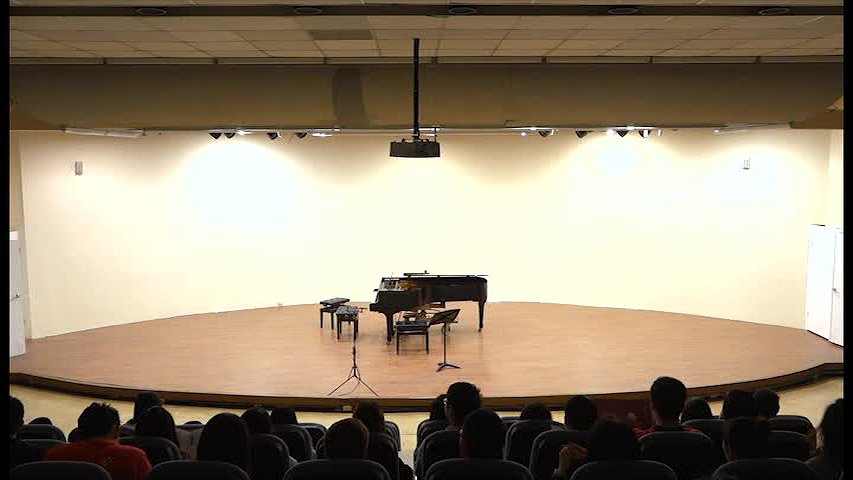 An Analysis and Interpretation of William Walton's Concerto for for Violoncello and Orchestra's Cover