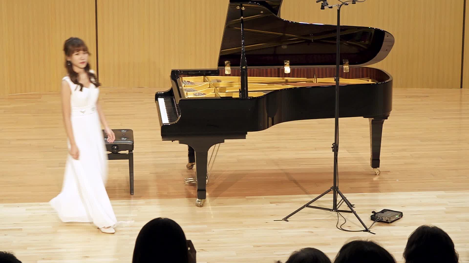 王品雯鋼琴獨奏會-01 Wolfgang Amadeus Mozart Fantasy in C Minor k 475的封面圖