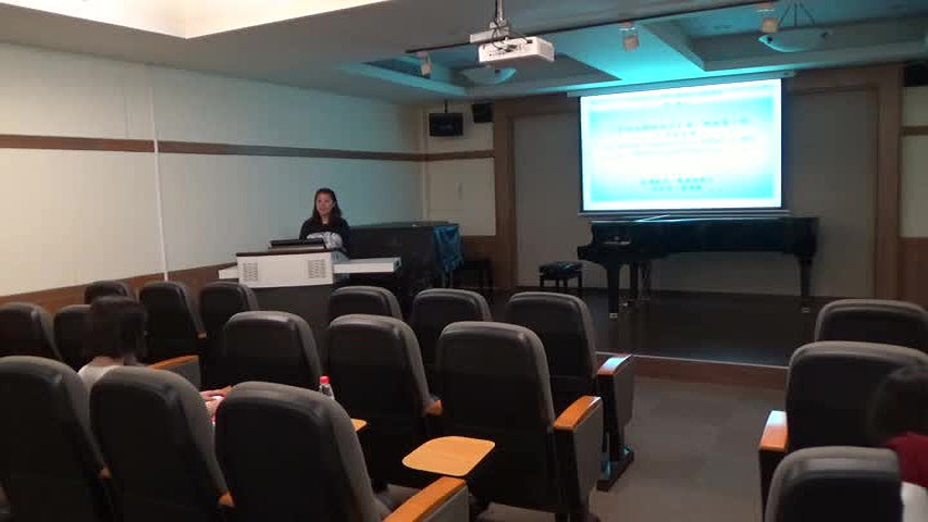 A Content Analysis and Pedagogic Research of A Dozon A DayBook one and Book two's Cover