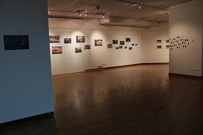 The Memories and Imaginations Triggered by Daily Photographs - Study of Yu-Jou Wu’s Art Works's Cover