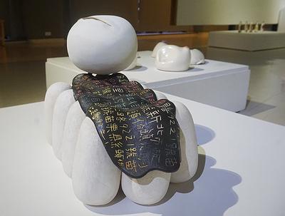 敘事中的內斂慾望—包容瑜陶藝創作論述-37
