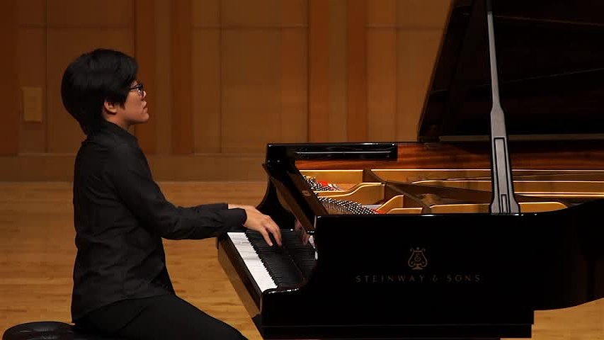 李斯特《在西斯汀禮拜堂》之作品分析與演奏詮釋