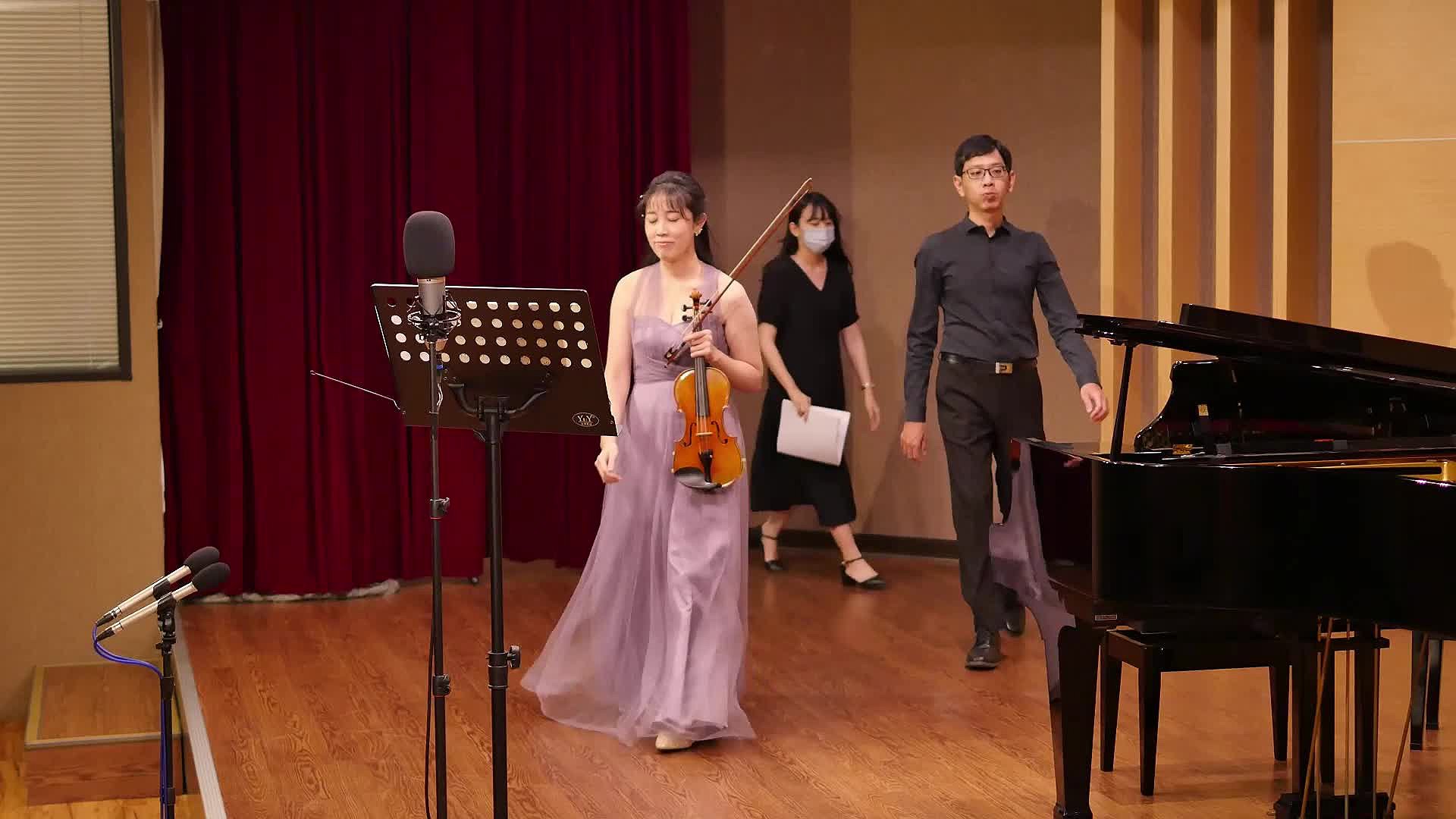 02 L. Foss Three American Pieces for Violin and Piano's Cover