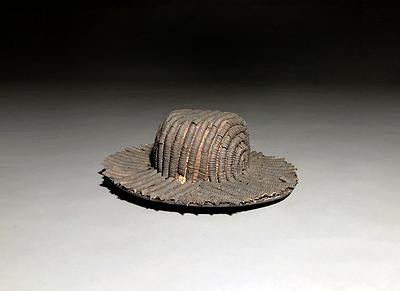 傳統建築元素運用於現代陶藝創作之研究-圓帽2修