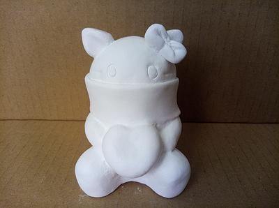 Image Transformation of Dreams - Study of Tai Hsin I’s Creation's Cover