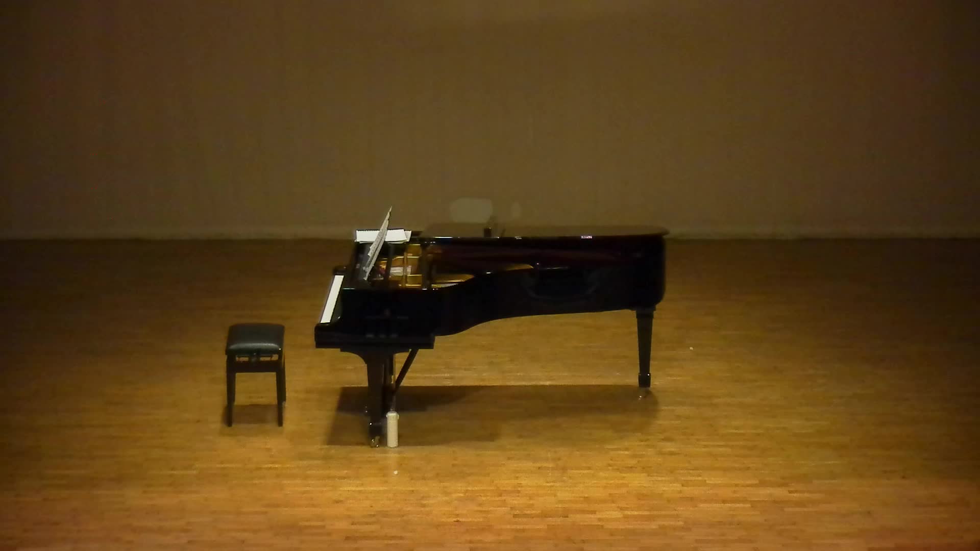 許伯爾《降 E 大調第二號單簧管協奏曲，作品 57 》之分析與詮釋的封面圖