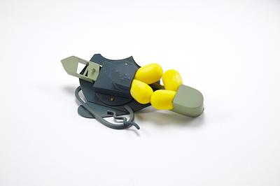 潛藏下的觸動 ― 張綺芳當代首飾創作論述-8.音訊門栓的封面圖