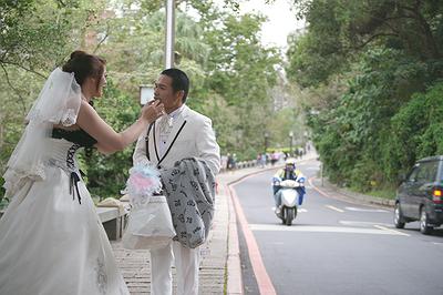 2010 北投 那年我用了這張照片參加了一個主題是幸福的比賽，幸福不是華麗的婚紗，幸福是和心愛的人一起笑著生活。