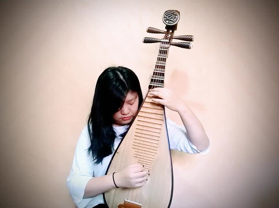 An Analysis and Interpretation of Elements in Pipa Composition——Exemplified by Pang Yi Lee’s “Bi Chi Er” ,“Kazakh Suite” and “Pomegranate”'s Cover
