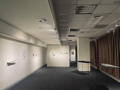 2025_Wearing_the _Skin_exhibtion_venue_room1